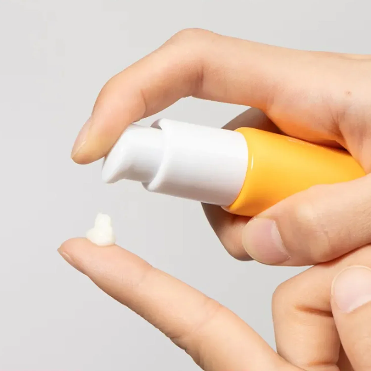 Barulab Vitamin C Niacinamide Brigthening Eye Serum - Image 2