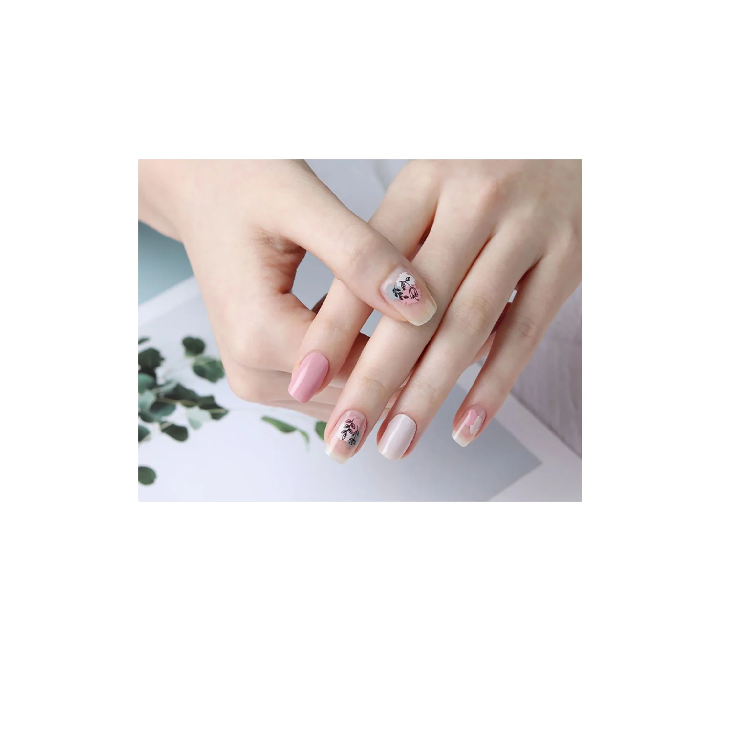 Glossy Blossom Gel Nail Strips Drawing Pink - Image 3