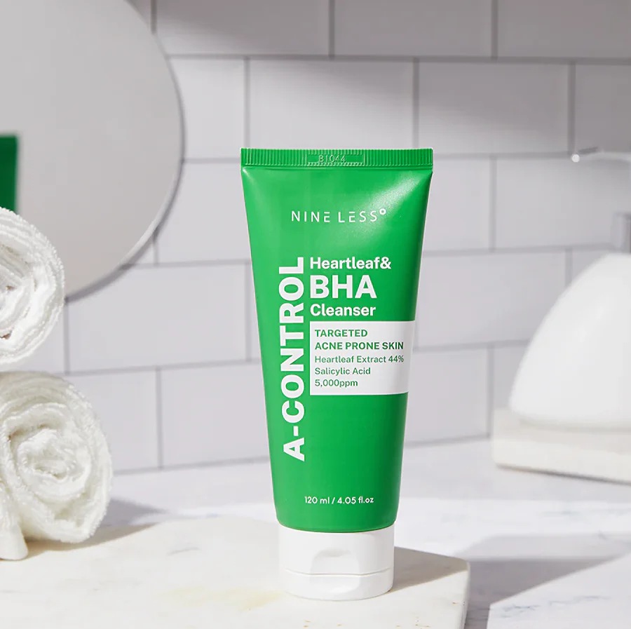 Nine Less A-Control Heartleaf & BHA Cleanser - Image 6