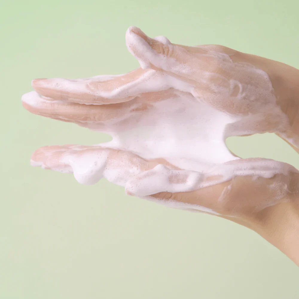 Skin1004 Madagascar Centella Tea-Trica BHA Foam - Image 3